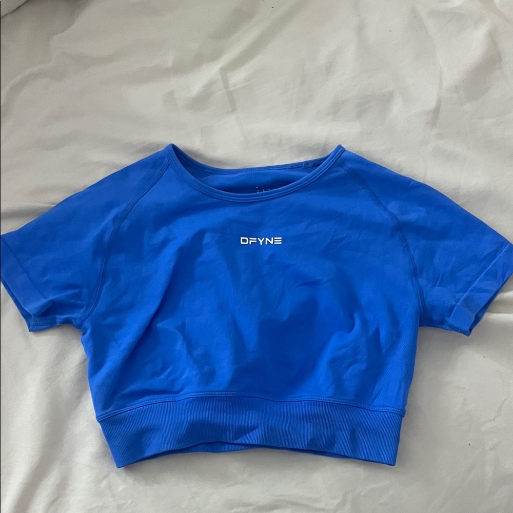 Dfyne top